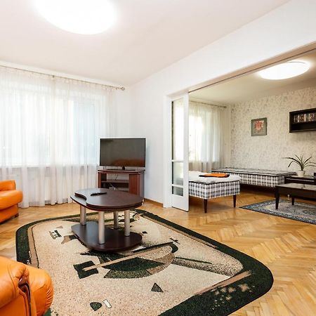 3 Room Central Apartmend 90M2 Parking For One Car Fifth Floor And The Building Does Not Have An Elevator Таллин Экстерьер фото