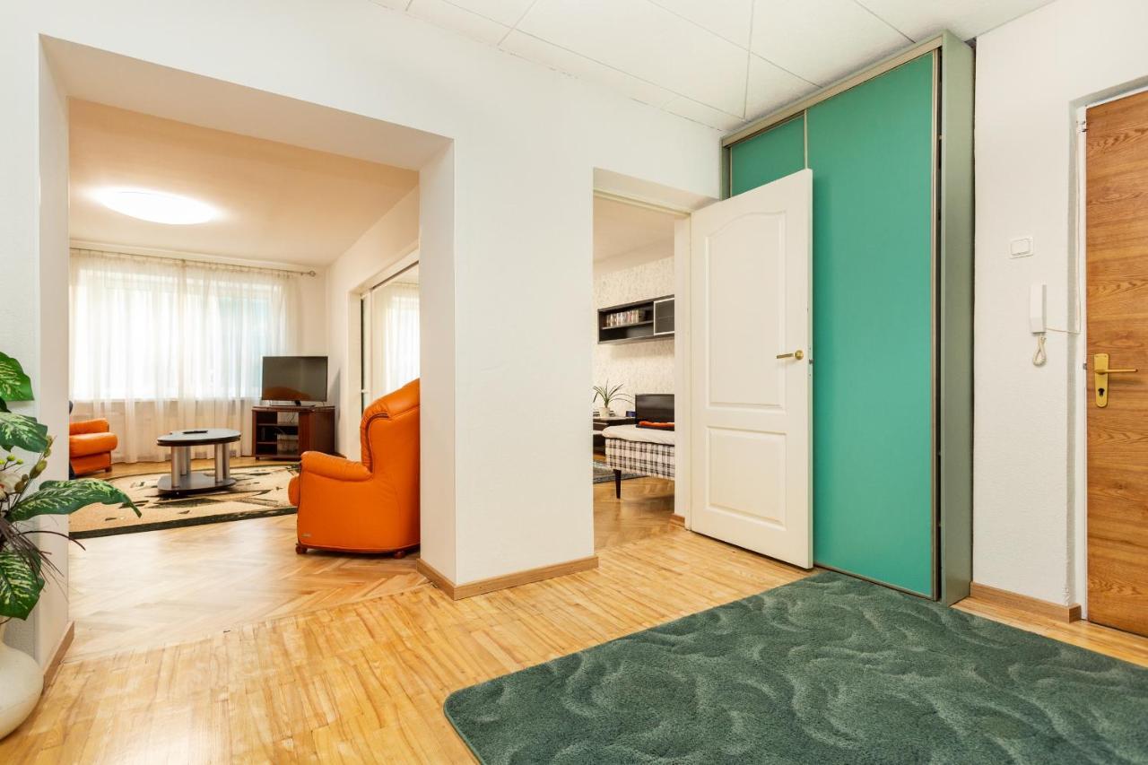 3 Room Central Apartmend 90M2 Parking For One Car Fifth Floor And The Building Does Not Have An Elevator Таллин Экстерьер фото