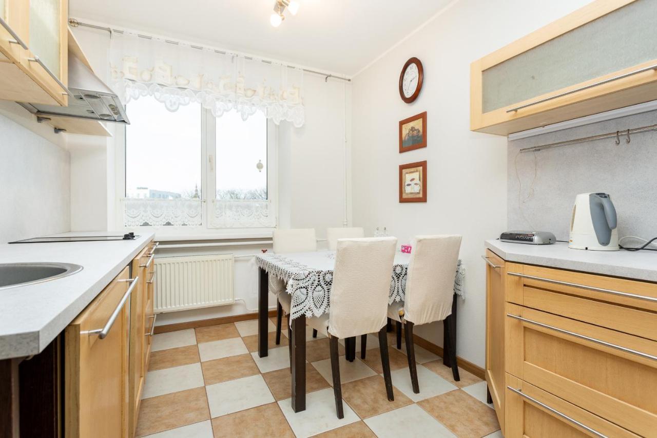 3 Room Central Apartmend 90M2 Parking For One Car Fifth Floor And The Building Does Not Have An Elevator Таллин Экстерьер фото