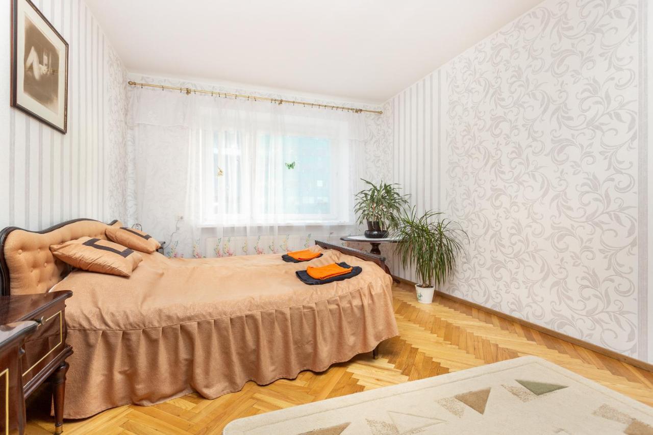 3 Room Central Apartmend 90M2 Parking For One Car Fifth Floor And The Building Does Not Have An Elevator Таллин Экстерьер фото